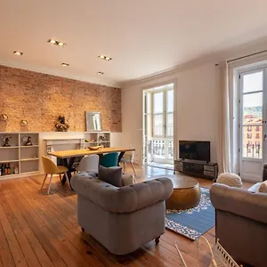https://confort-y-diseno-con-vistas-al-casco-viejo.basquecountryhotels.org